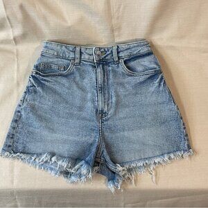 H&M Distressed High-Rise Denim Shorts | Size 2 | Light Wash